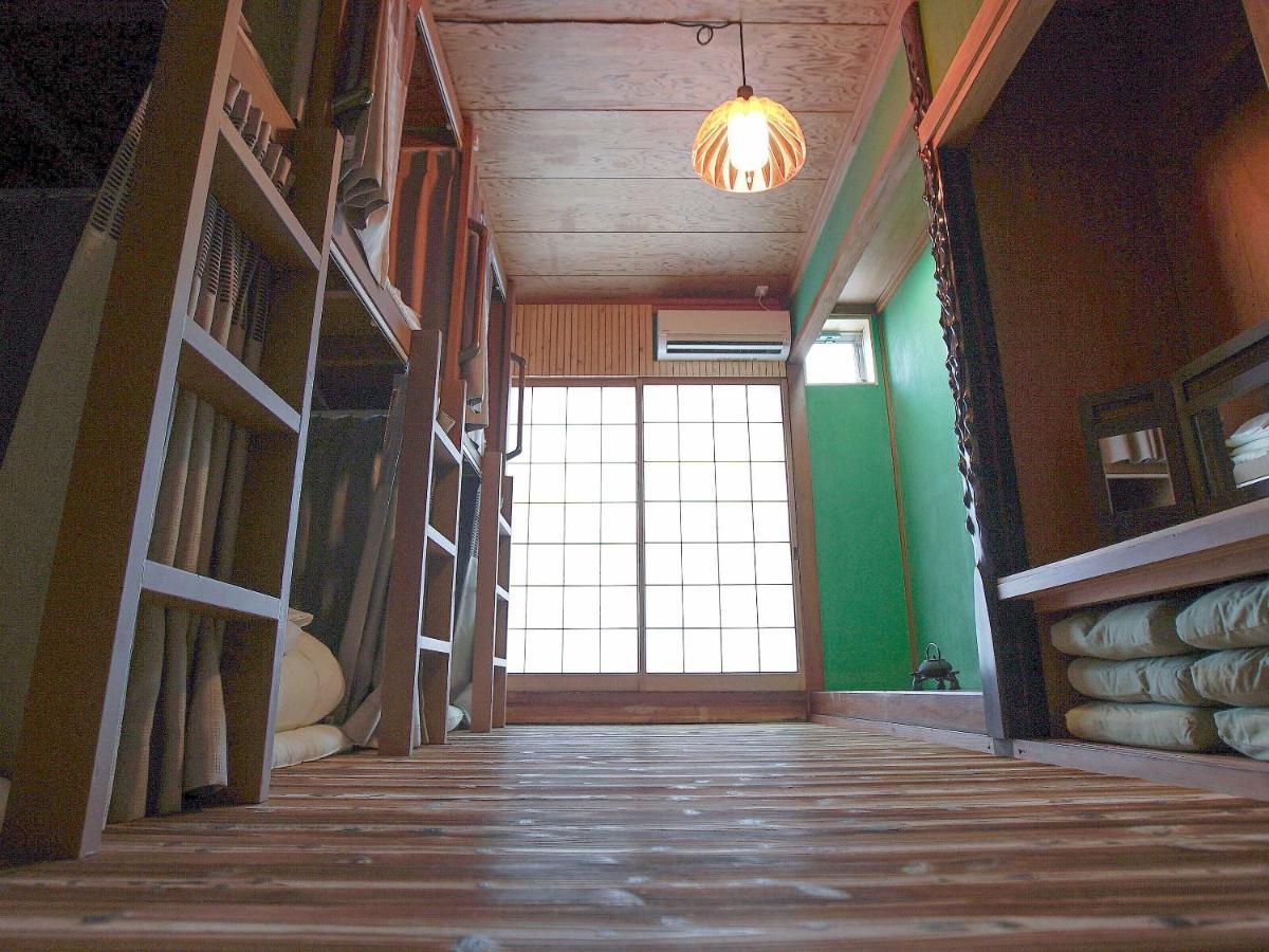 Guest House Kadoyasu คานาซาว่า ภายนอก รูปภาพ